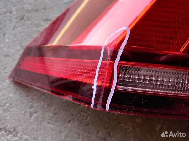 Фонарь наружный задний левый Volkswagen Tiguan 2