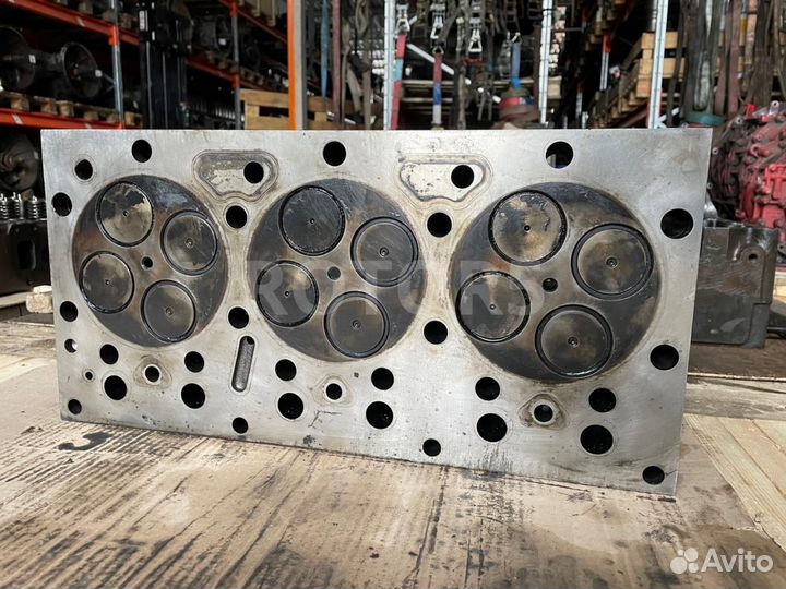 Головка блока цилиндров DAF 95 2 (XF) 2002 1605126