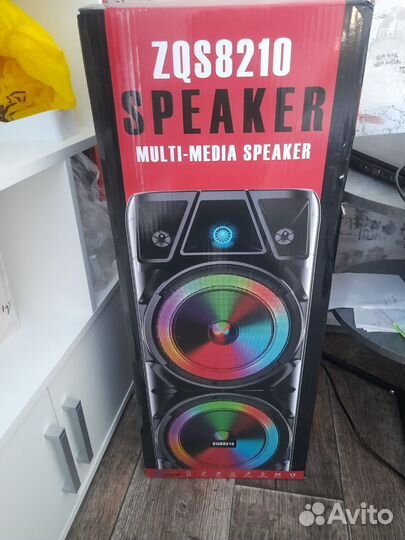 Большая новая музыкальная колонка