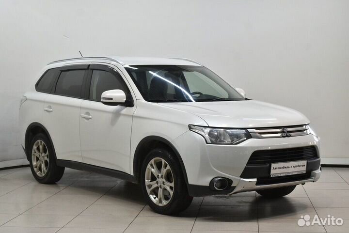 Mitsubishi Outlander 2.0 CVT, 2014, 181 000 км