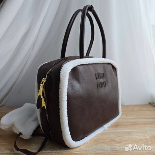 Сумка с ручками MIU MIU натуральная кожа мех