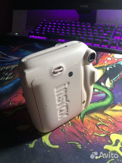 Фотоаппарат instax