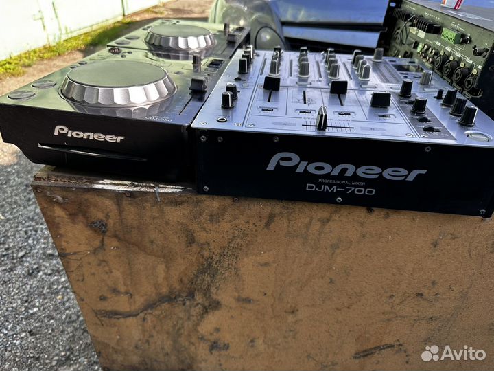 Диджейский пульт pioneer