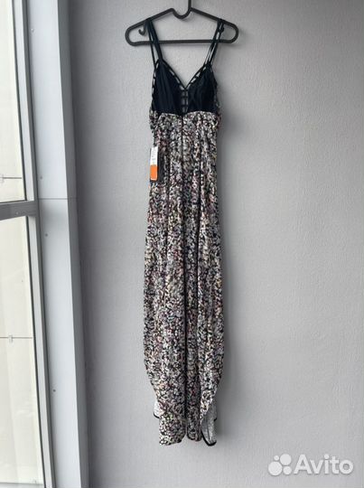 Платье bershka xs