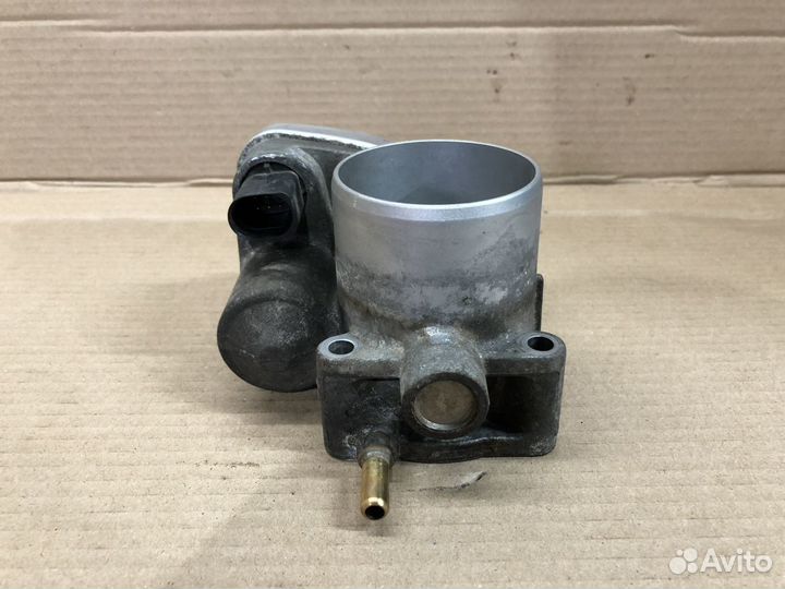 Дроссельная заслонка Renault Fluence 1,6