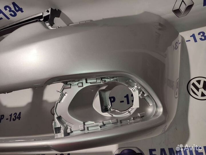 Бампер передний Рено Логан 2 Серебристый