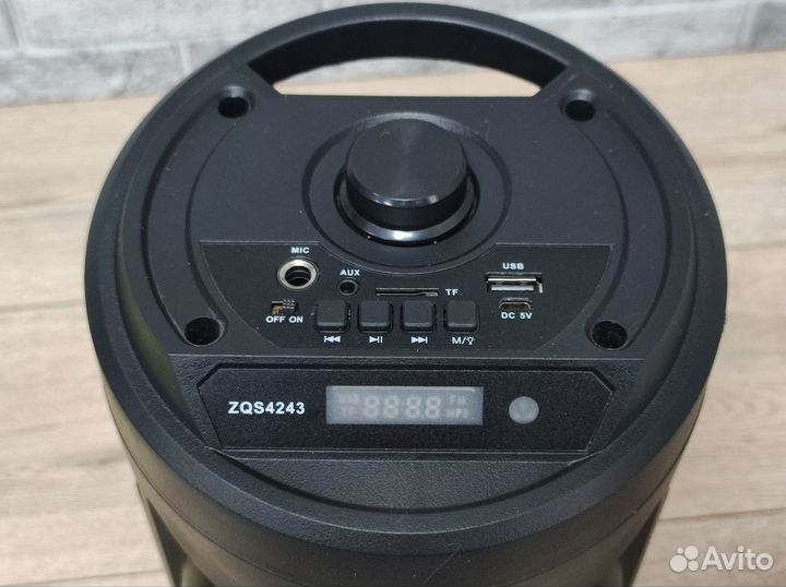 Блютуз колонка Черная