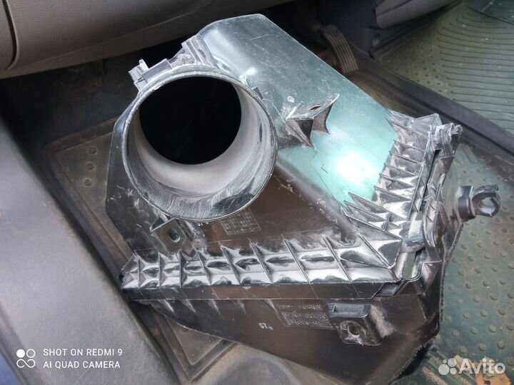 Корпус воздушного фильтра рав 4 40