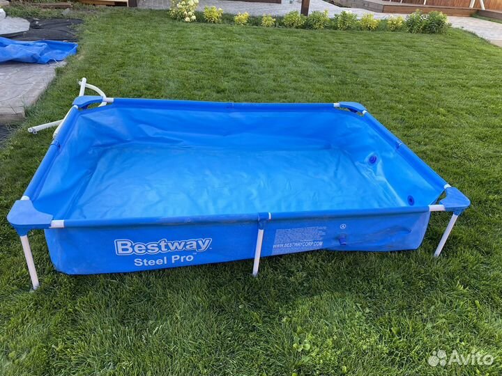 Бассейн с насосом