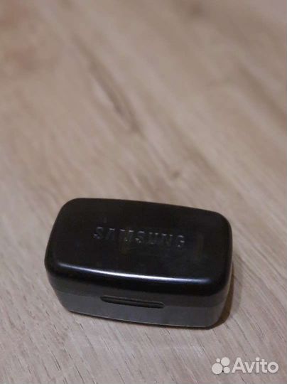 Bluetooth-гарнитура Samsung WEP200