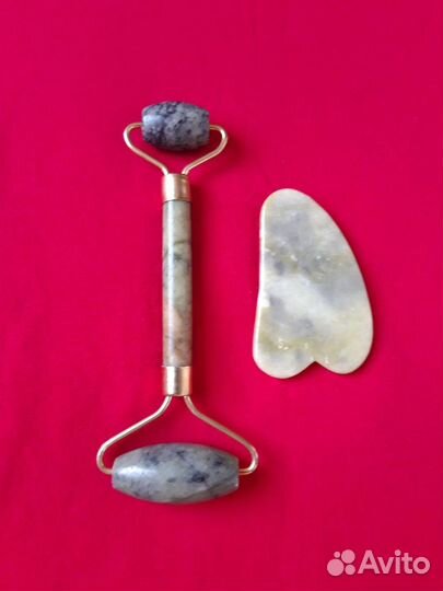 Масажер для лица-новый.сделан из камня-Оникс