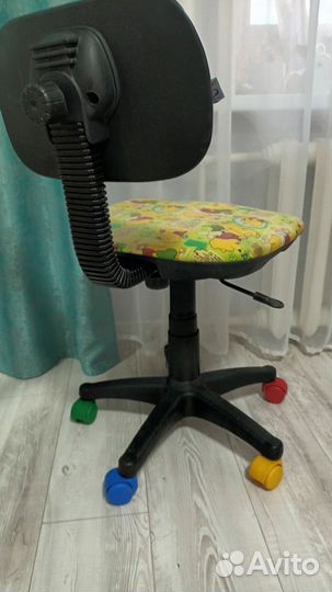 Компьютерный стул кресло для школьника
