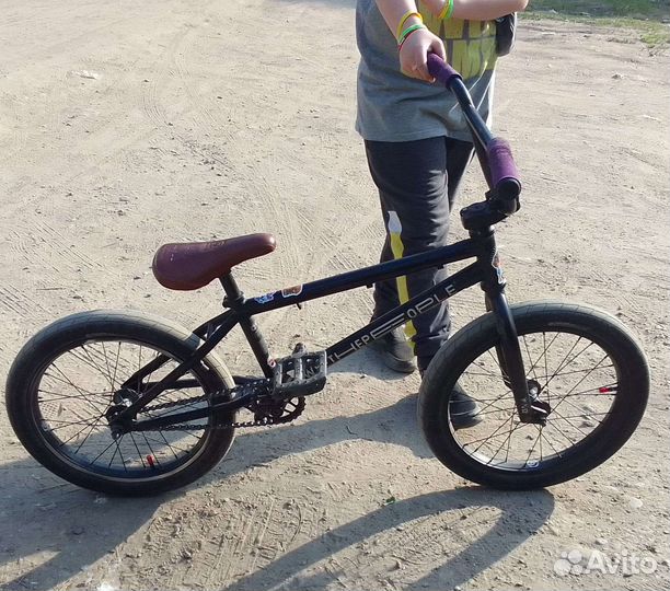 Трюковой велосипед bmx