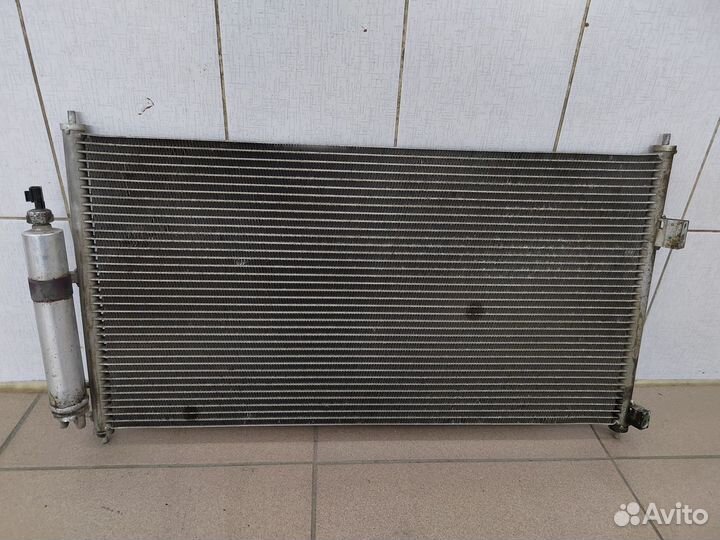 Радиатор кондиционера Nissan X-Trail T30