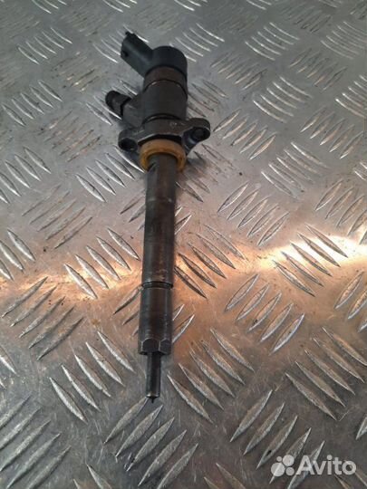 Форсунка Peugeot 307 1.6 9HZ 2006