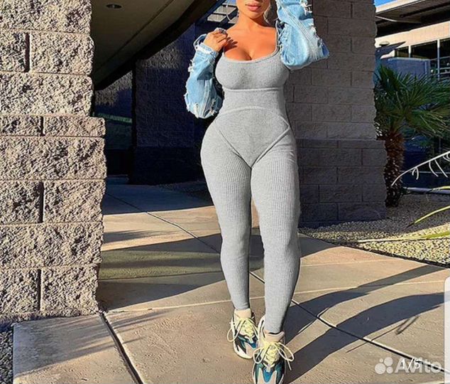 Комбинезон женский новый