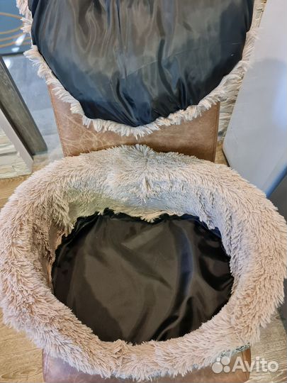 Лежанка для кошек и собак