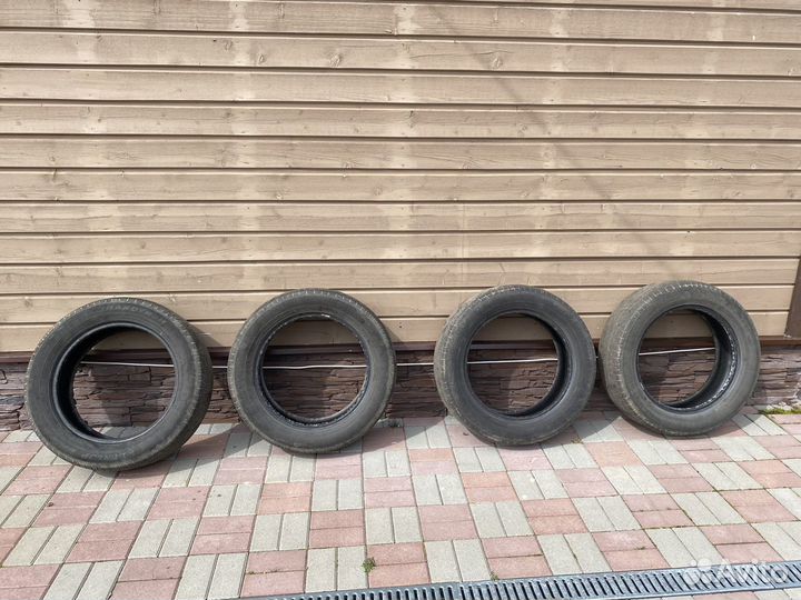 Dunlop Grandtrek ST30 225/60 R18 100H