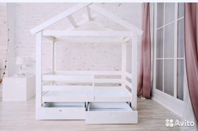 Детская кровать домик