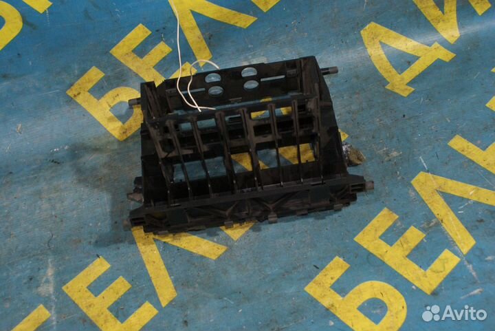 Рамка магнитолы Audi A4