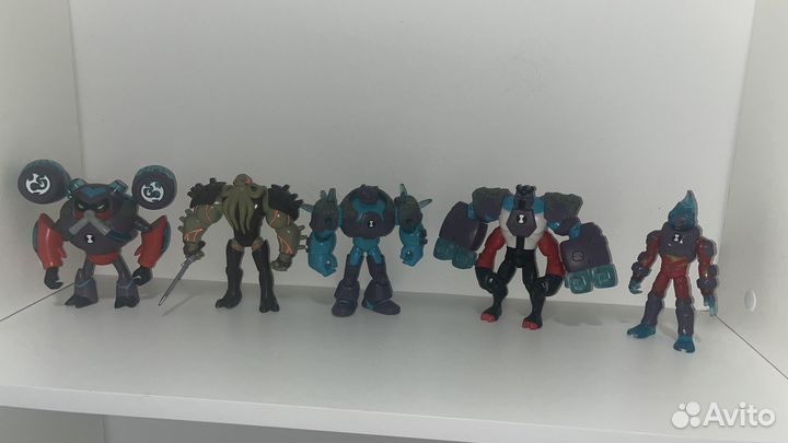 Фигурки Бен-Тен