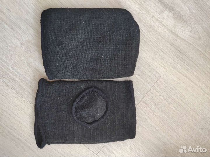 Наколенники спортивные