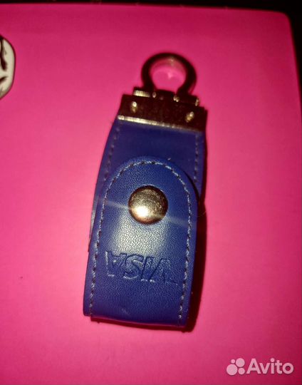 Usb флешка 2 gb(1,86) фирменная