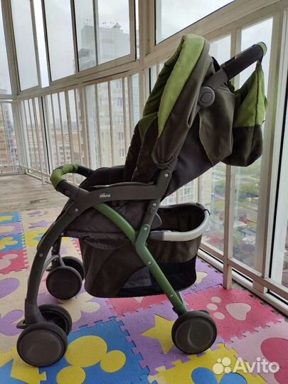 Прогулочная коляска Chicco Simplicity