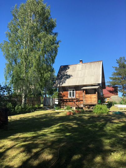 Дача 17 м² на участке 10 сот.