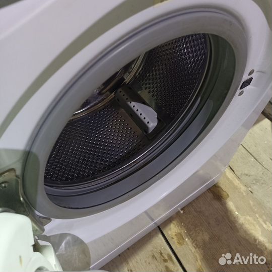 Стиральная машина indesit 5кг.Гарантия 6 мес