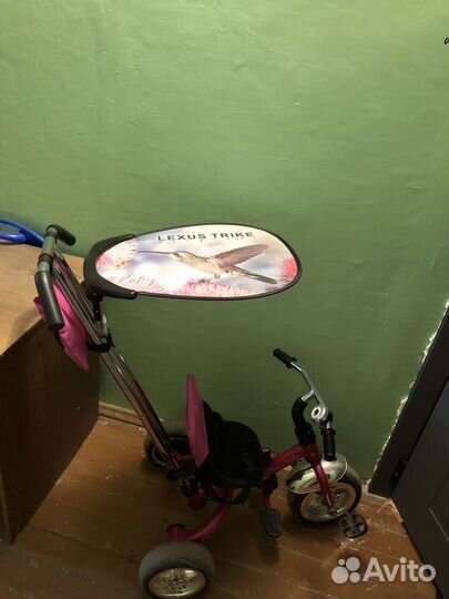 Детский велосипед трехколесный с ручкой бу