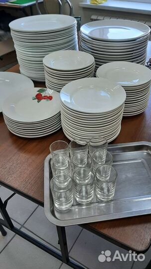Тарелки, рюмки