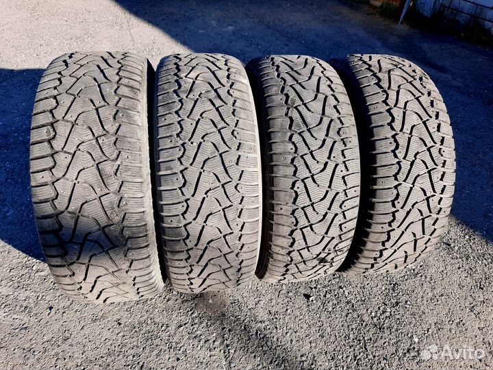 Pirelli Winter Ice Zero 265/65 R17 112T