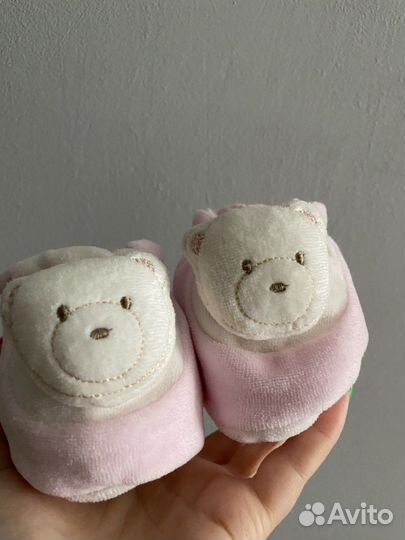 Шапочка и пинетки