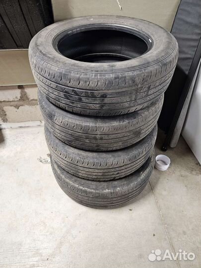 Dunlop Grandtrek ST30 225/65 R17