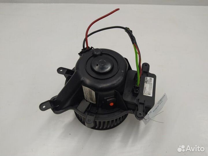 Б/У Моторчик печки Англия. С сопротивлением