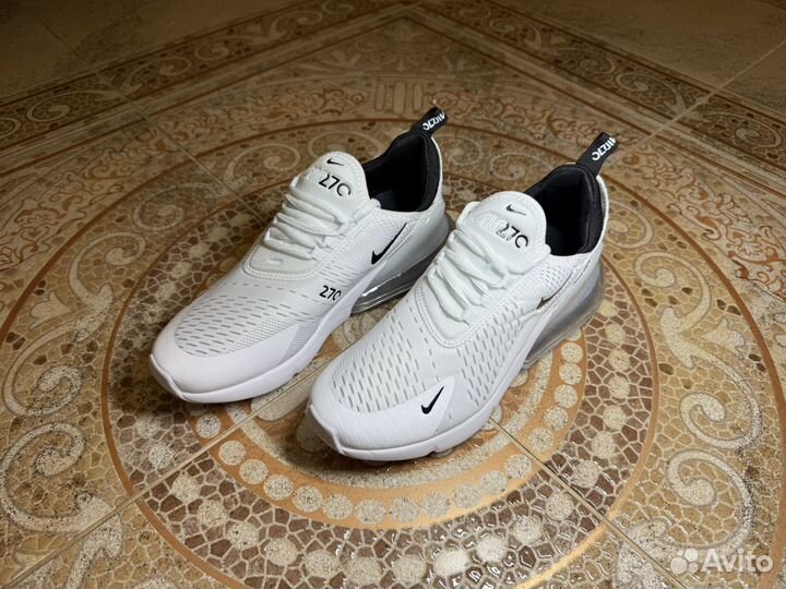 Кроссовки Nike