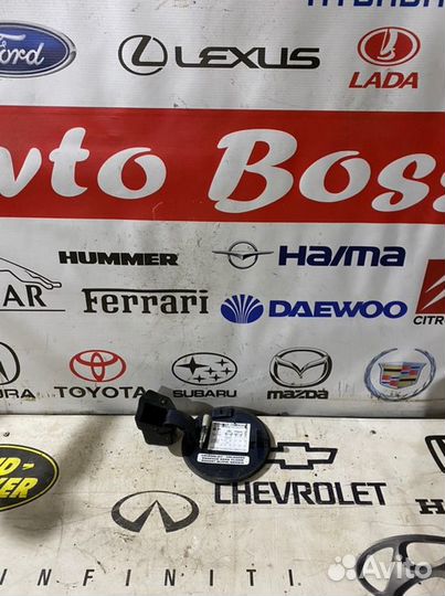 Лючок топливного бака задний Opel Astra H хечбек