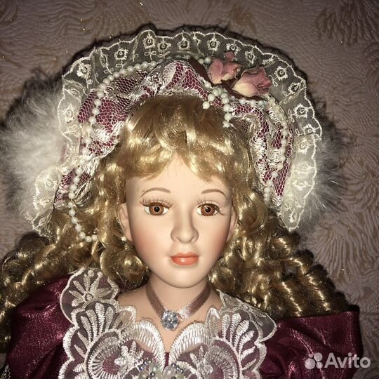 Обе коллекционные фарфоровые куклы (43 см и 55см)