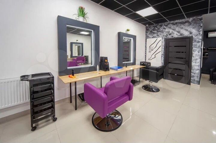 Салон красоты с мебелью, 55 м²