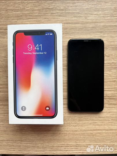 iPhone X, 64 ГБ