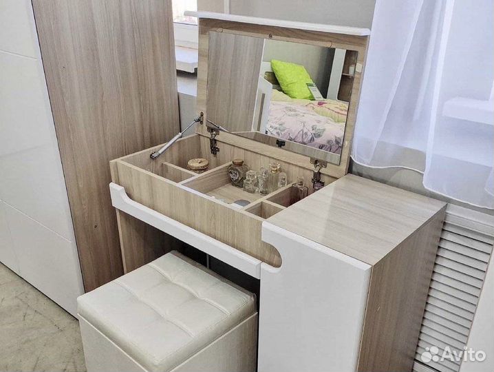 Туалетеый столик