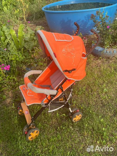 Прогулочная коляска трость
