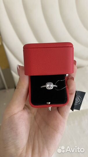 Золотое кольцо белое золото