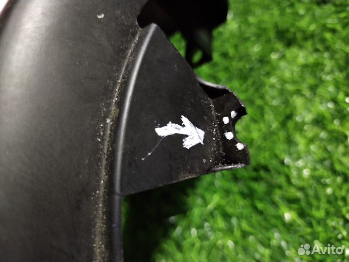 Кожух рулевой Volkswagen Passat B5+