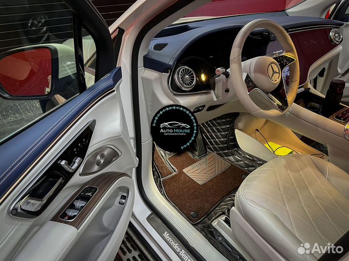 Коврик автомобильный