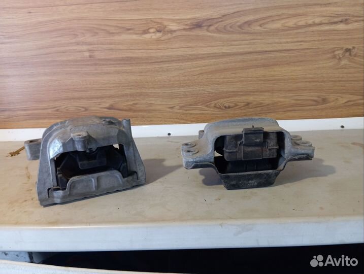 Подушки на двигатель