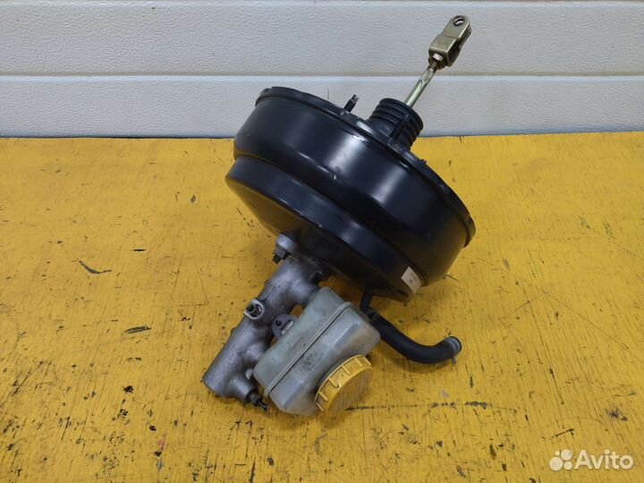 Главный тормозной цилиндр Subaru Impreza GDA WRX