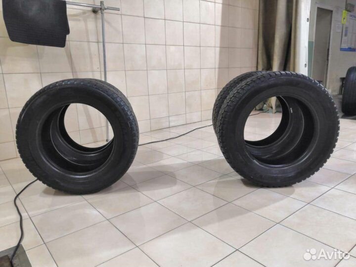 Dunlop SP Winter Response 235/65 R17