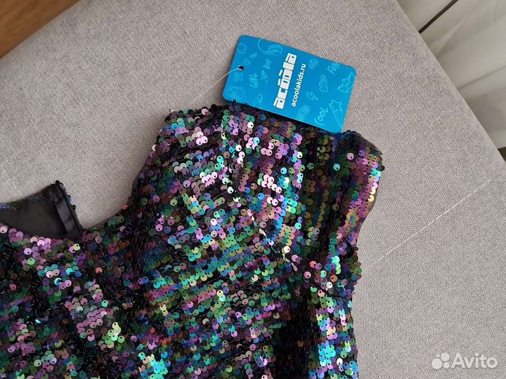 Комбинезон нарядный новый Acoola 134 пайетки черны